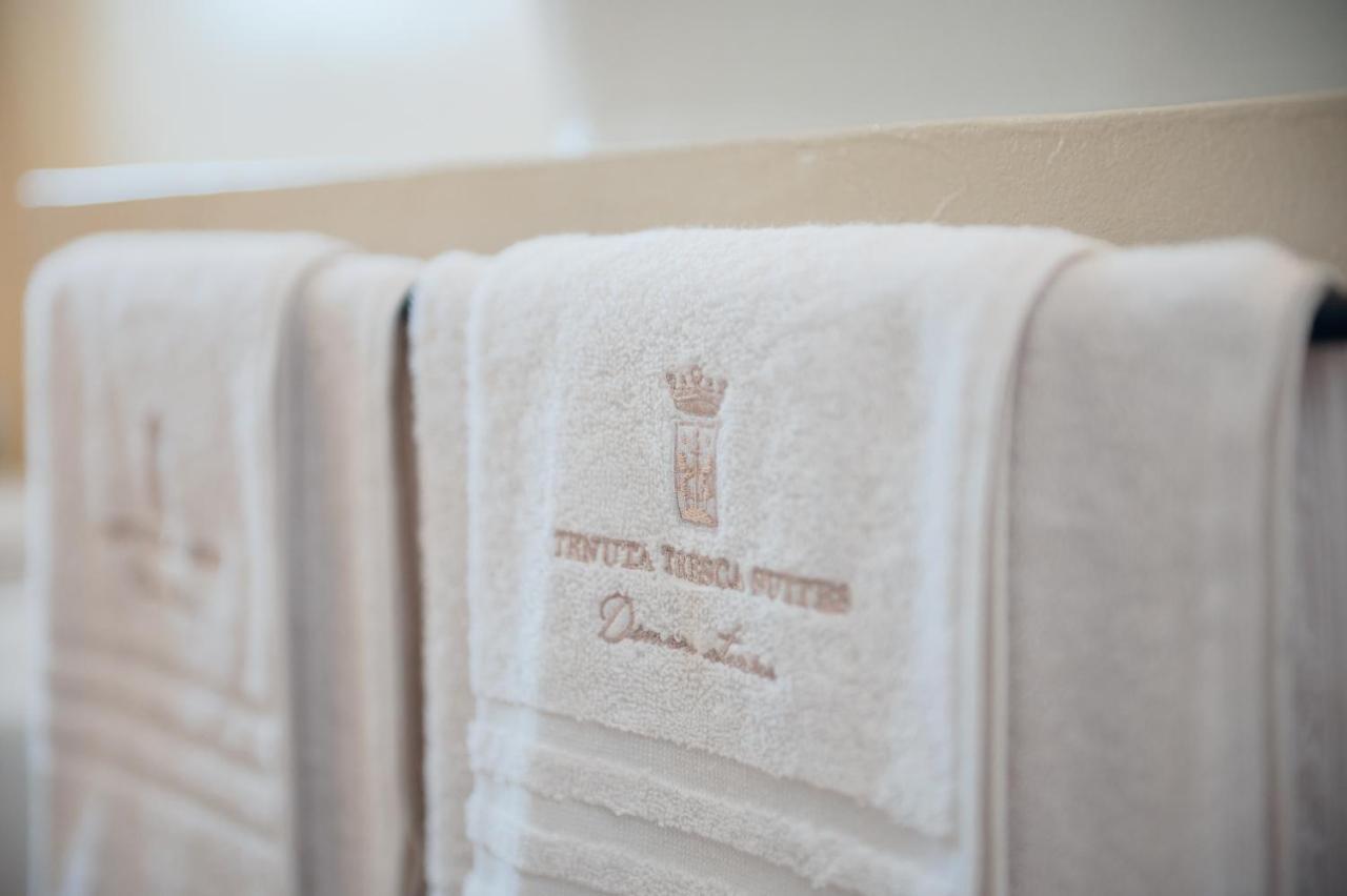Tenuta Tresca Suites - Dimora Storica San Cassiano  Ngoại thất bức ảnh